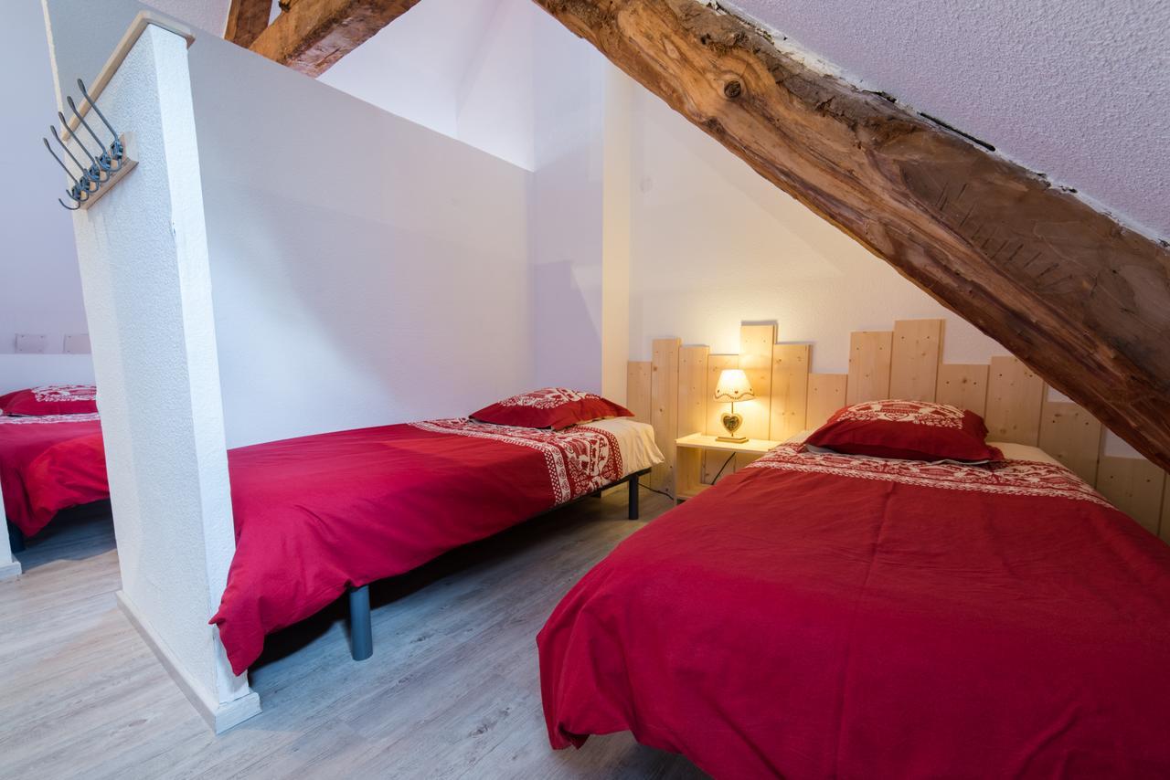 Gite La Maisonnee Sazos Exterior photo